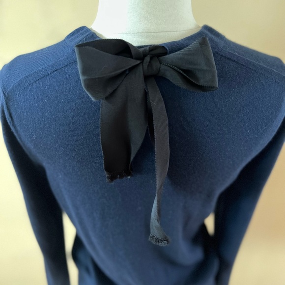 Burberry Bow Detail Women’s Sweater - Picture 4 of 8